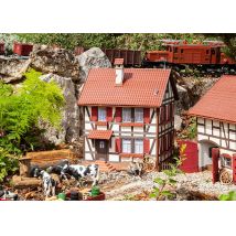 Pola 331779 Fa vázas ház