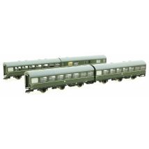 Arnold HN9509 Személykocsi szett háromtengelyes Reko-vagonokkal, DR III