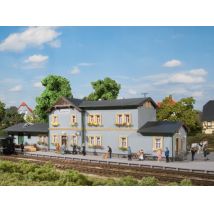 Auhagen 11329 Radeburg állomás