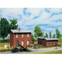 Auhagen 11389 Vasúti irodaépület raktárral