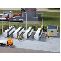 Auhagen 13335 Üzemanyagtartályok, 4 db