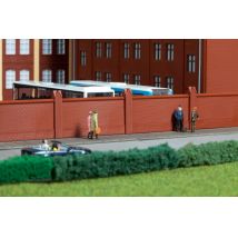 Auhagen 41623  Téglakerítés, 620 mm