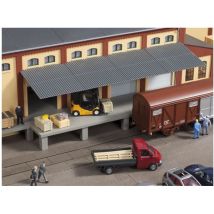 Auhagen 80254 Rakodórámpa tetővel, 8 + 4 db