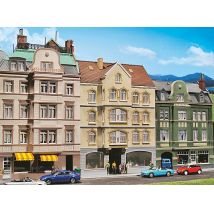 Faller 130447 Emeletes városi ház kocsmával (belső berendezéssel)