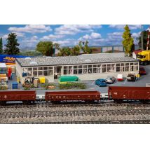 FALLER 130168 javítóműhely mit Inneneinrichtung