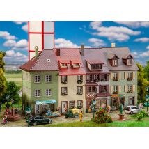 Faller 130708 Kisvárosi házak (háztömb)