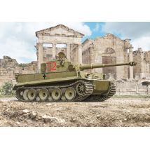 Italeri 6767s  PZ. KPFW. VI TIGER I AUSF. H1 Tropical 1/35