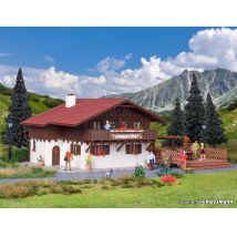 Kibri 43960 Fogadó terasszal, Almgasthof