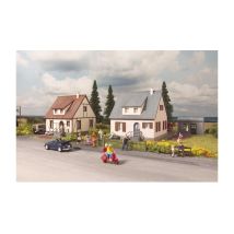 Piko 61145 Neuburgi házak fészerrel, 2 db