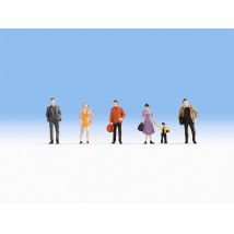 Noch 18101 Várakozó utasok, gyalogosok