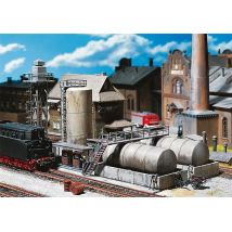 Faller 120157 Töltőállomás olajtartályokkal, olajdaruval