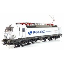 PIKO 21747 Villanymozdony, BR 383 053-6, Vectron, PKP Cargo International VI, hangdek&oacute;derrel