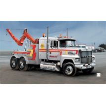 Italeri 3825 US WRECKER TRUCK  1:24
