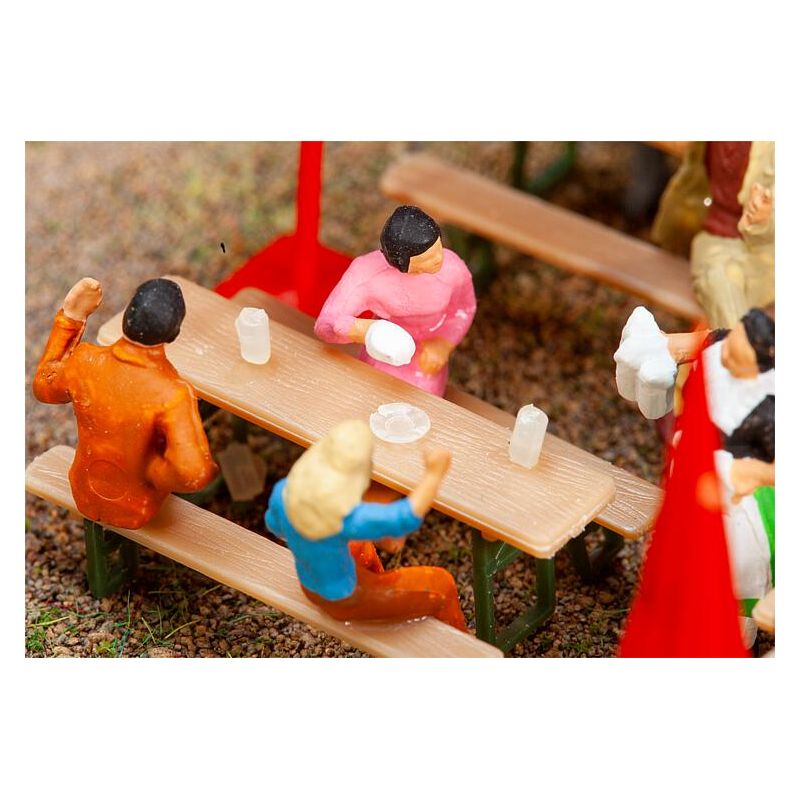 Faller 180995 Söröző kiegészítő, 60db söröskorsó 40db hamutartó