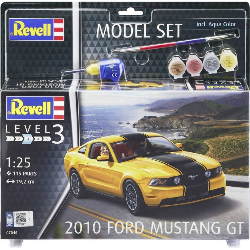 Revell 67046 Ford Mustang GT 2010 makett szett