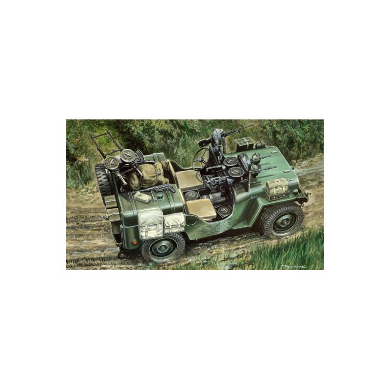 Italeri 320 Commando Car