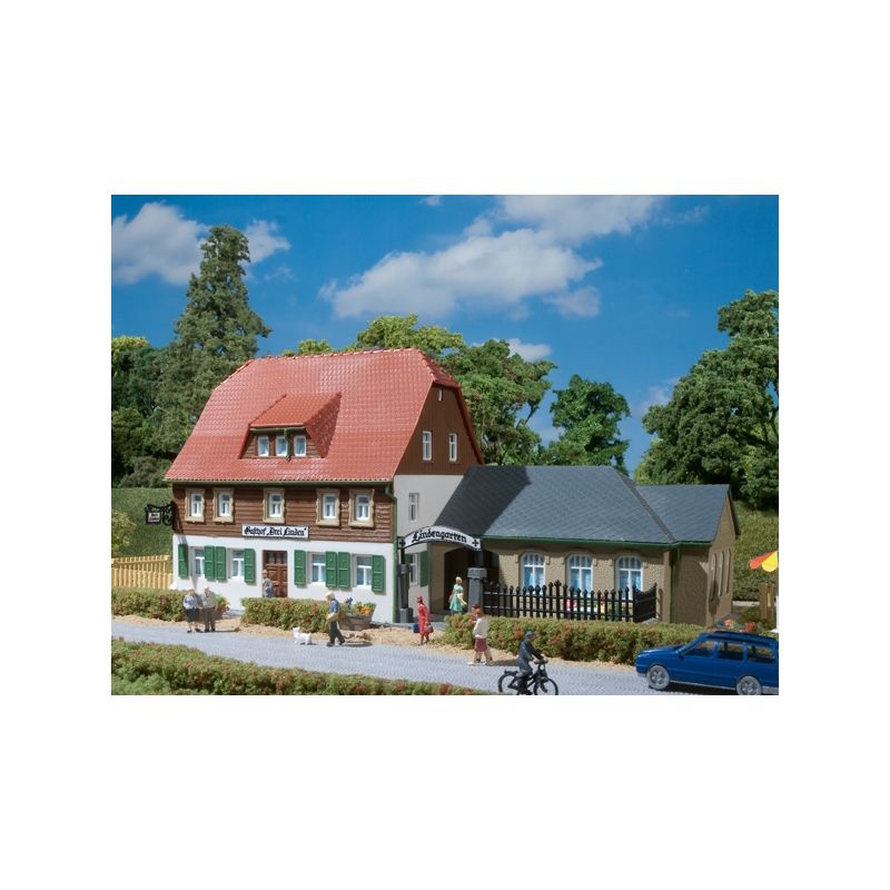 Auhagen 12239  Falusi fogadó, H0/TT