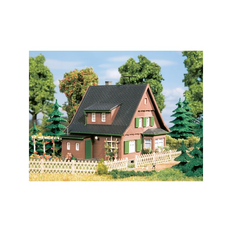 Auhagen 12259 Faház Erika, H0/TT