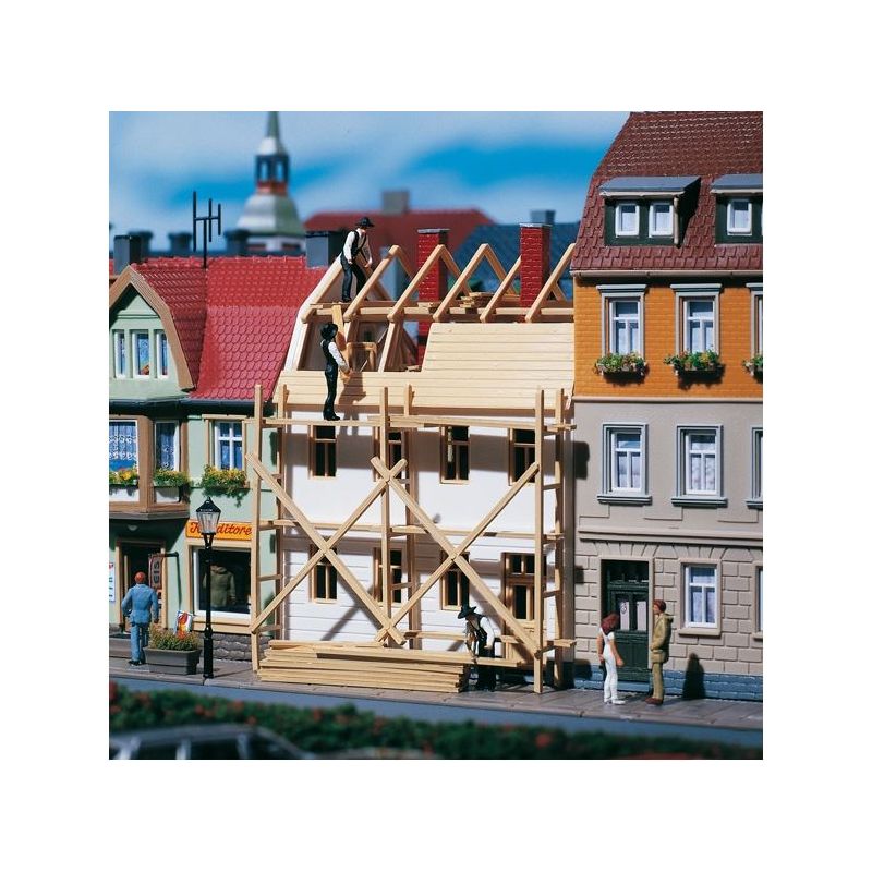 Auhagen 12270 Épülő ház /Stadthaus in Renovierung/