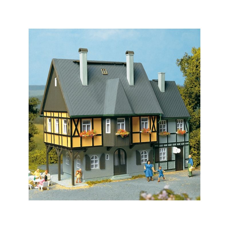 Auhagen 12343 Lakóház, Bahnhofstrasse 1., H0/TT