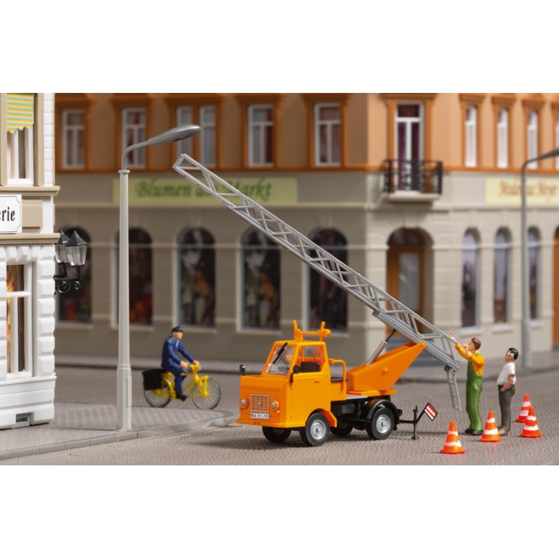 Auhagen 41656 Multicar M22, létrás felépítménnyel