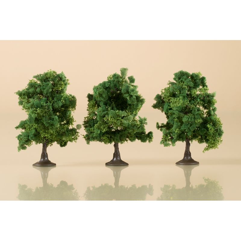 Auhagen 70936  Lombos fák, sötétzöld, 7 cm, 3 db