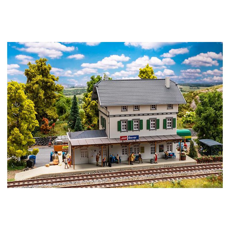 Faller 110142 Állomás, Bever