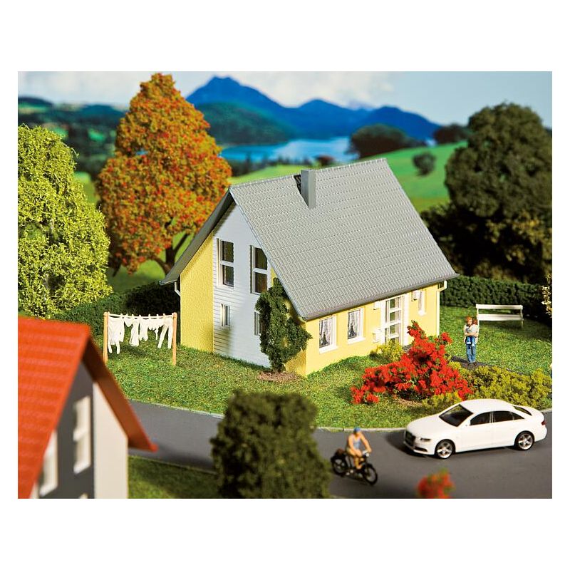 Faller 130317 Sárga családi ház