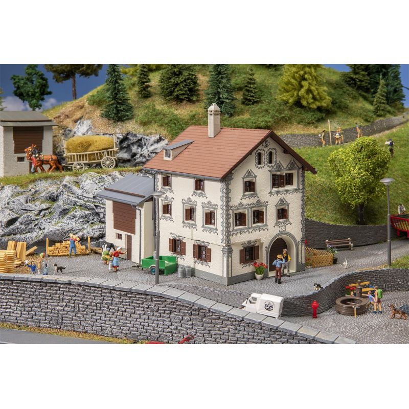 Faller 130632 Svájci hegyi ház, Bergün