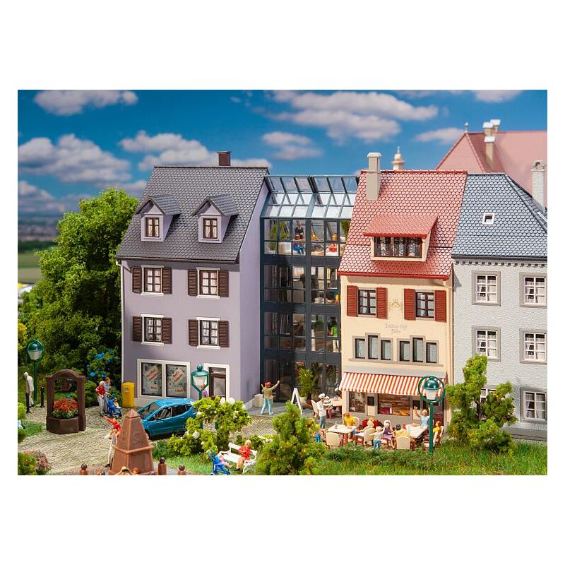 Faller 130707 Kis városi házsor