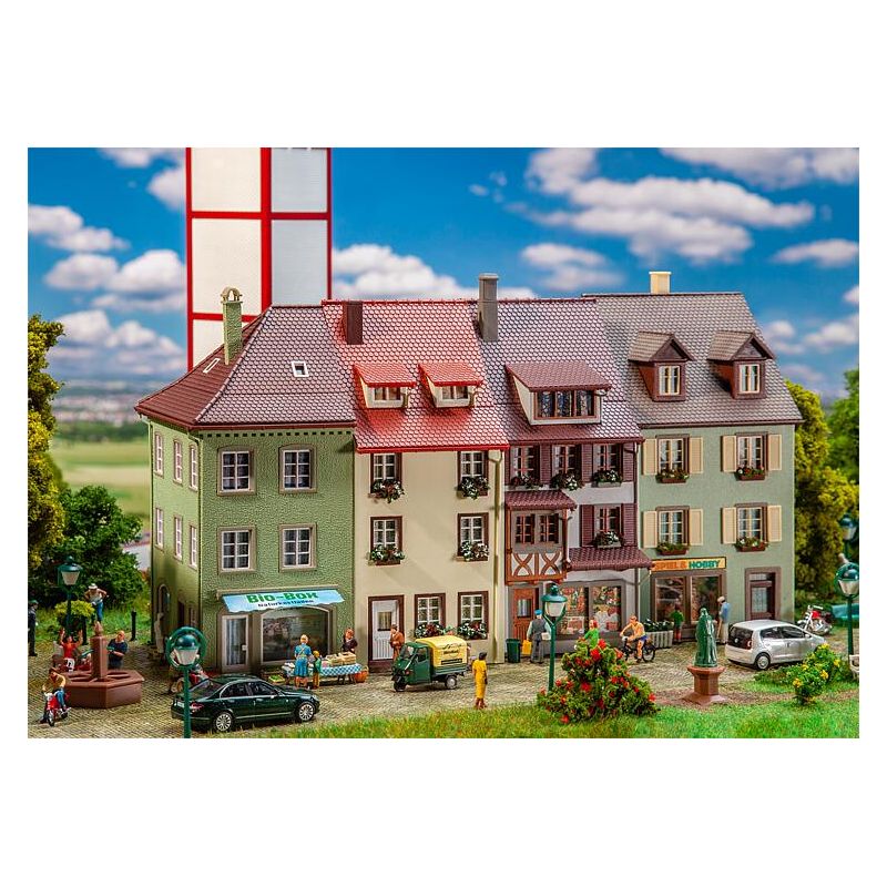 Faller 130708 Kisvárosi házak (háztömb)