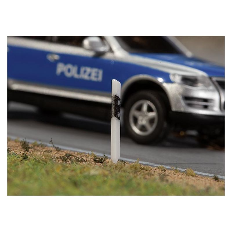 Faller 180931 32 Korlátozó cölöpök /Begrenzungspfähle/