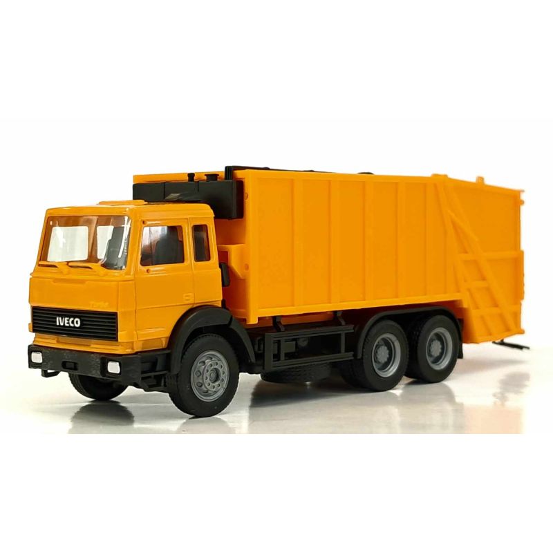 HERPA 309530 Kukásautó