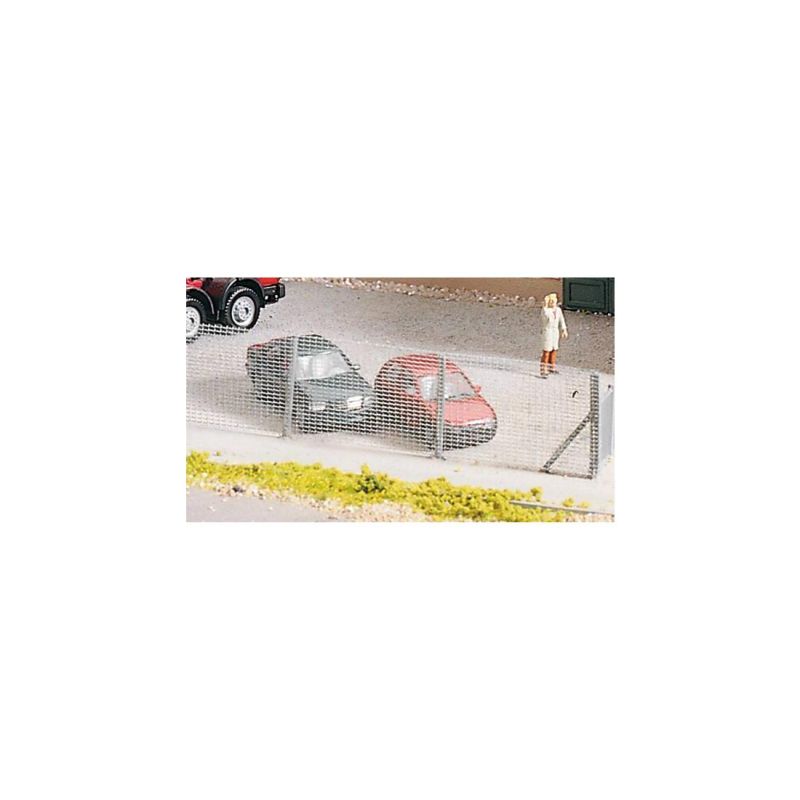 Piko 61133 Drótkerítés betonoszlopokkal, gyártelephez