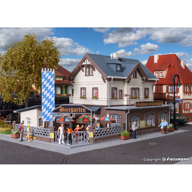 Kibri 43663 Állomási étterem, sörkert, fogadó