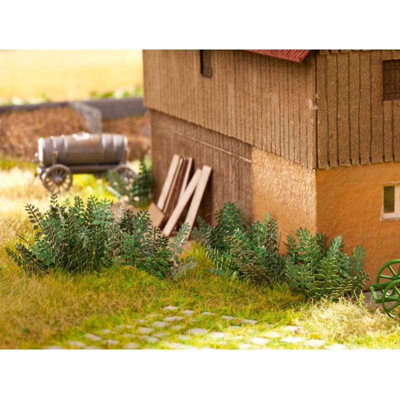 Noch 14138 Lézervágott csalán