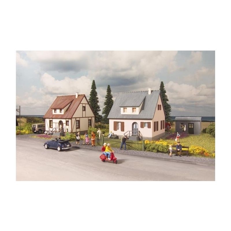 Piko 61145 Neuburgi házak fészerrel 2 db