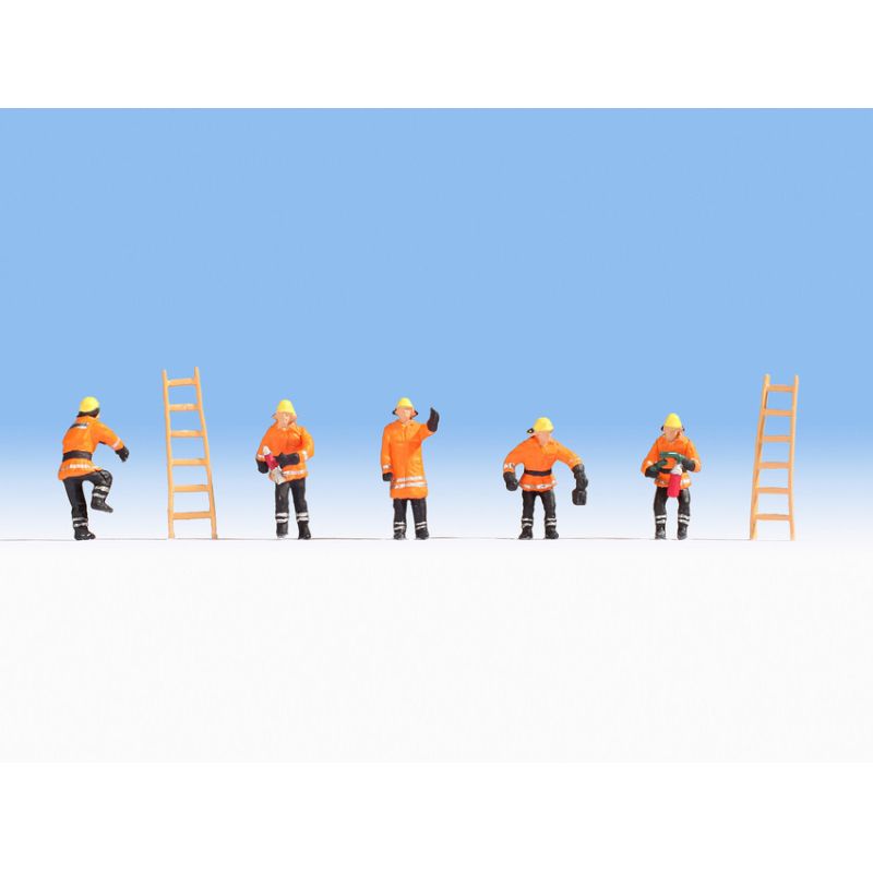 Noch 15022 Tűzoltók (narancssárga védőruhában)