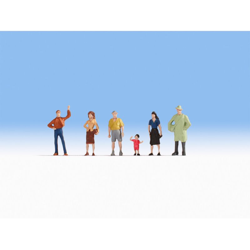 Noch 18100 Várakozó utasok, gyalogosok