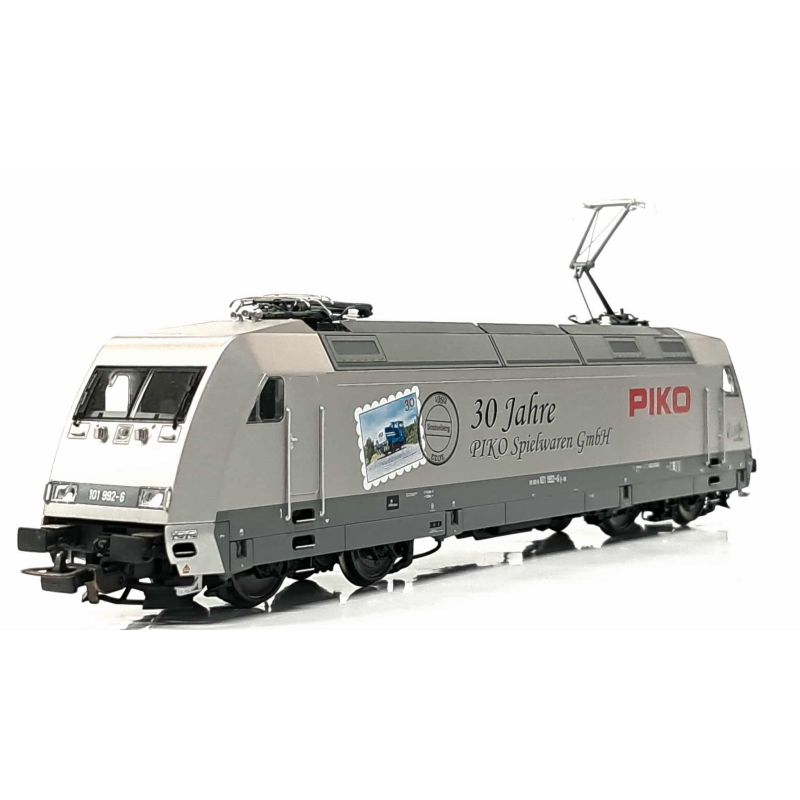 PIKO 51110 Villanymozdony, BR 101 992-6, 30 Jahre Piko Spielwaren GmbH
