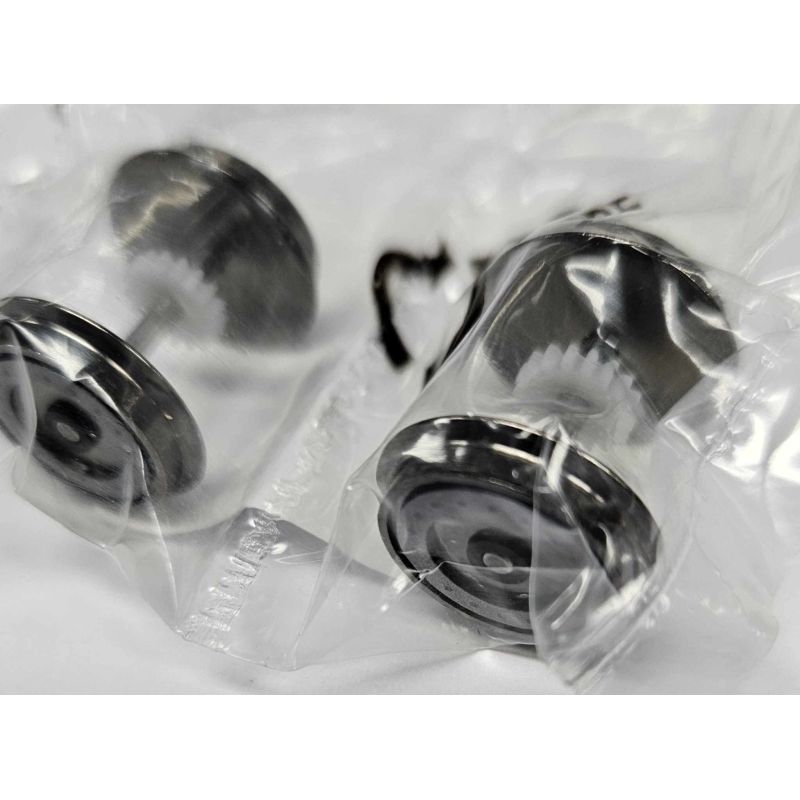 Piko 51580-38 Alkatrész, tapadógyűrű nélküli hajtókerék TRAXX villanymozdonyhoz, 2 db