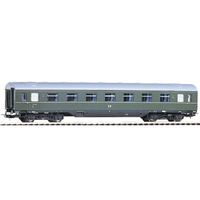 Piko 53240 Modernizált személykocsi 1.o. A4ge DR III Schürzenwagen