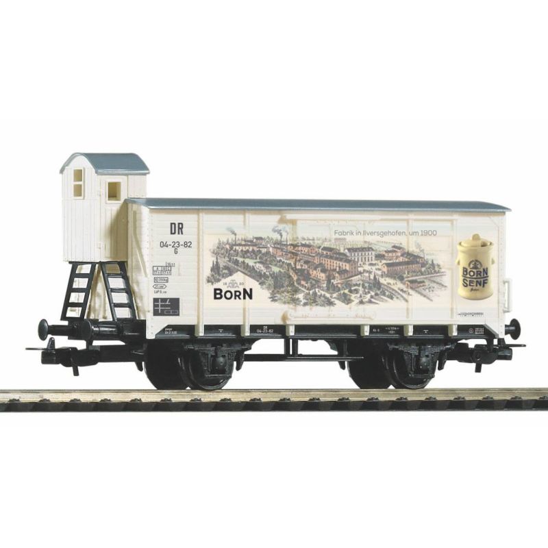 PIKO 54447 Zárt teherkocsi fékházzal G02, Born Senf, DR III