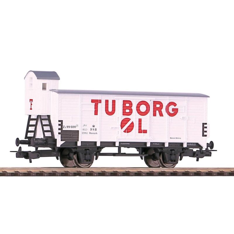 Piko 58909 Zárt teherkocsi fékházzal G02, 'Tuborg-Carlsberg', DSB III