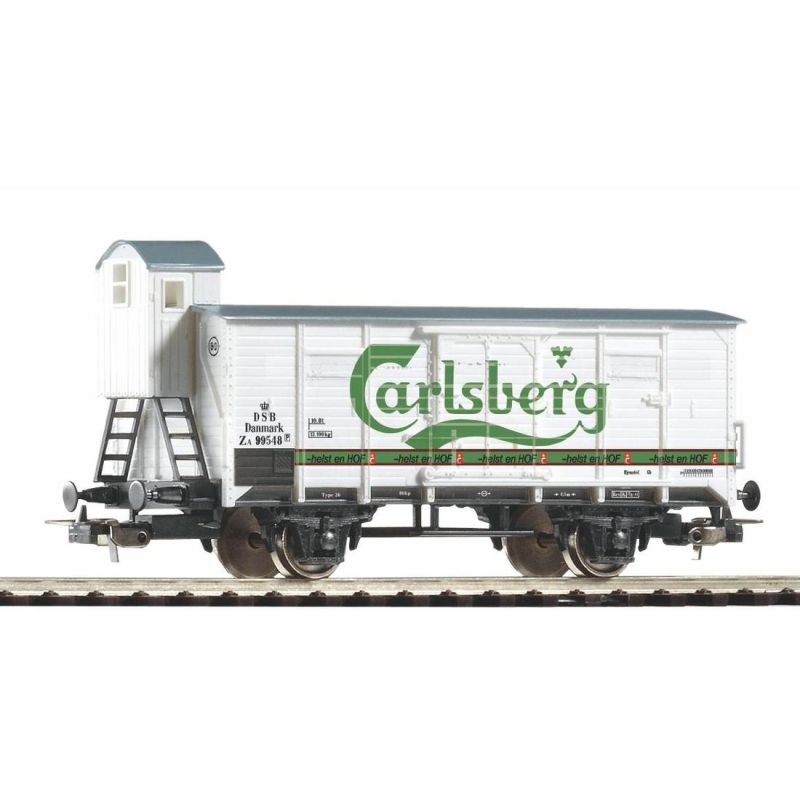 PIKO 58934 Zárt teherkocsi fékházzal, Tuborg Carlsberg, DSB III