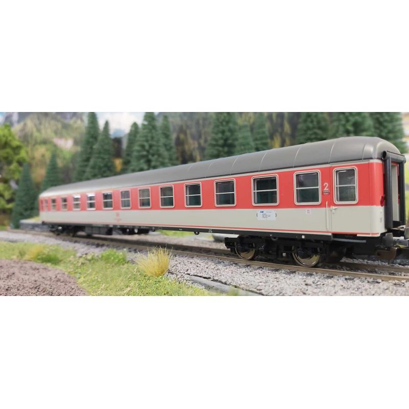 PIKO 59649 Gyorsvonati kocsi, 1/2.o., ABüm 223, Pop-festés, DB IV