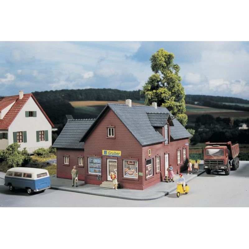 Piko 61831 Edeka üzlet Gruber
