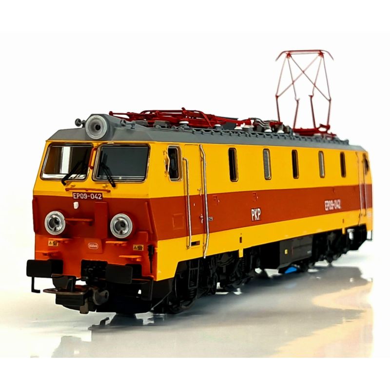 PIKO 97529 Villanymozdony, EP09-042, PKP V, hangdekóderrel