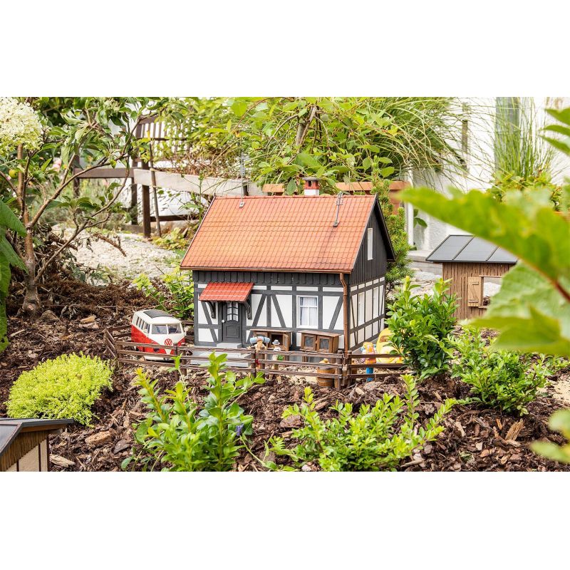 Pola 331780 Favázas ház