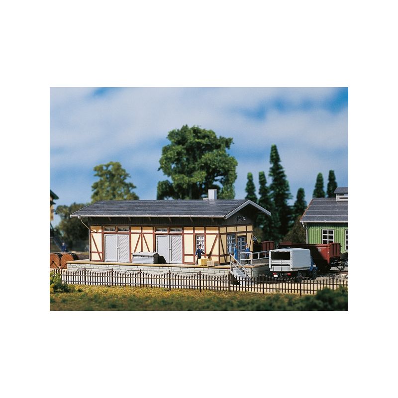 Auhagen 13309 Tehervonati raktár